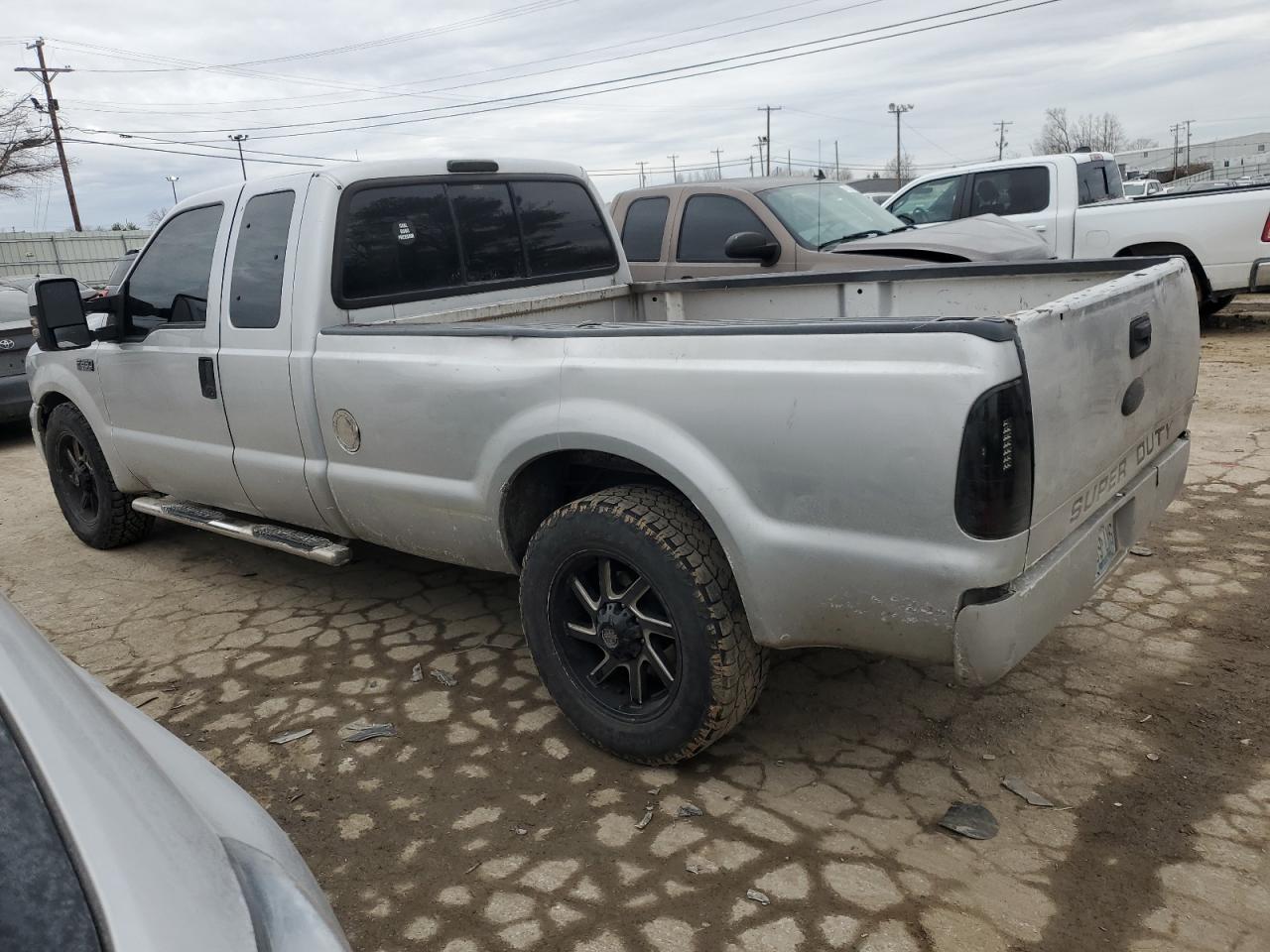 1999 Ford F250 - Image 2