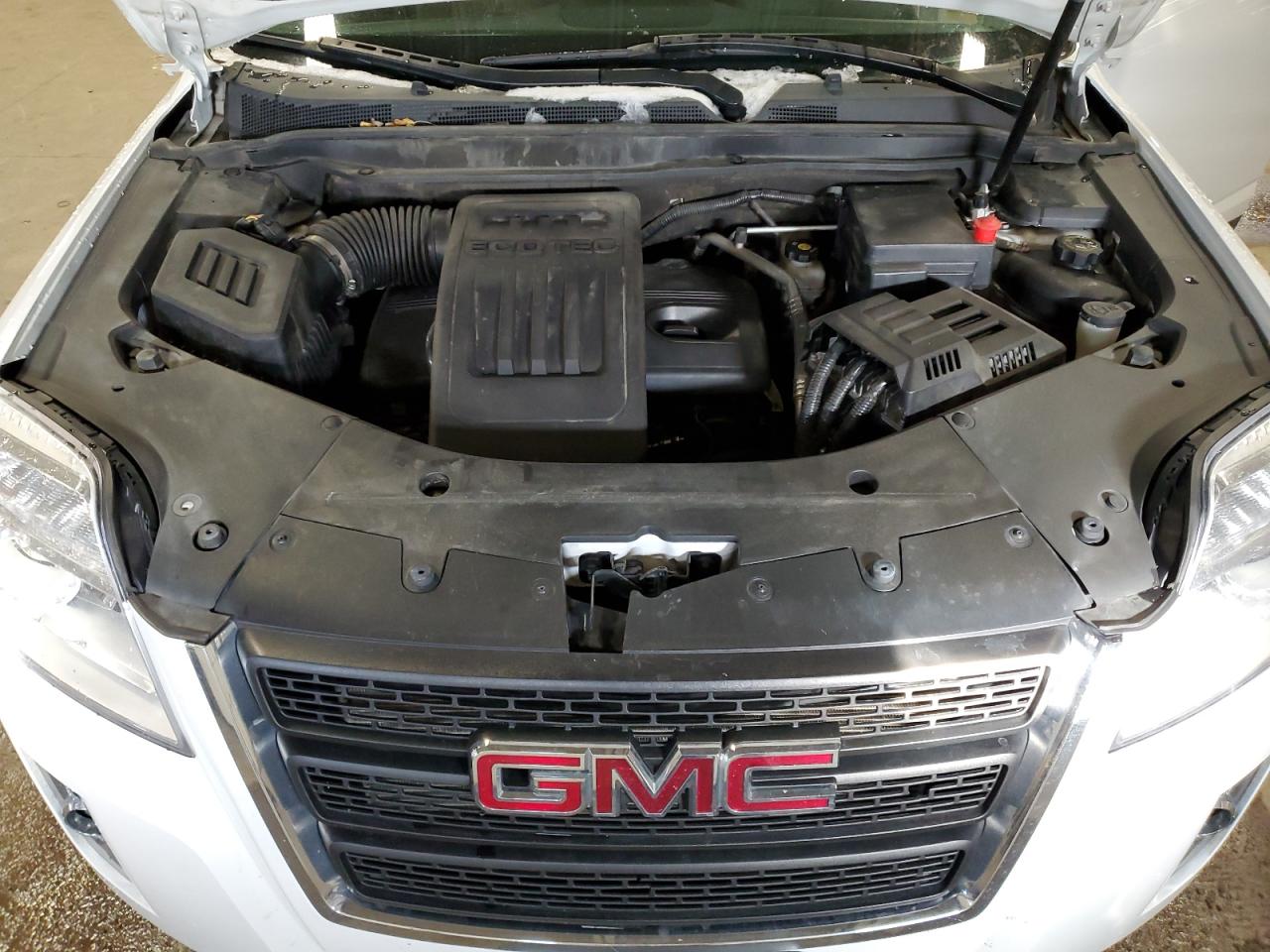 2015 GMC Terrain - Image 12