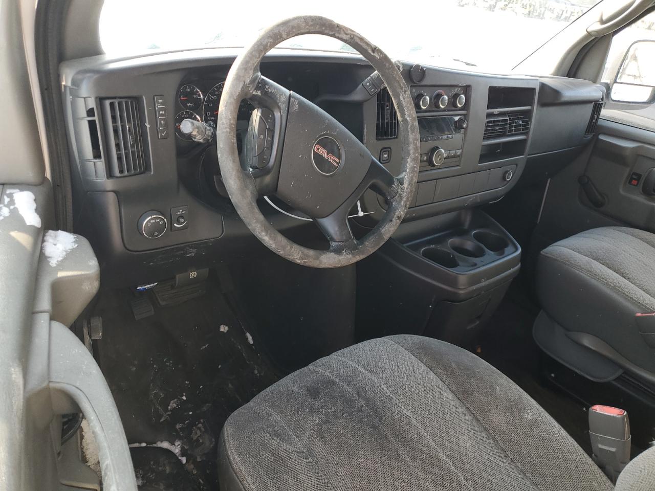 2014 GMC Savana - Image 8