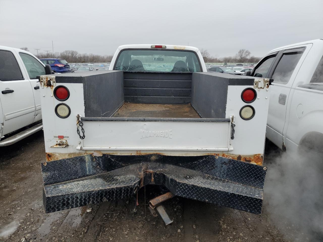 2004 Ford F250 - Image 6