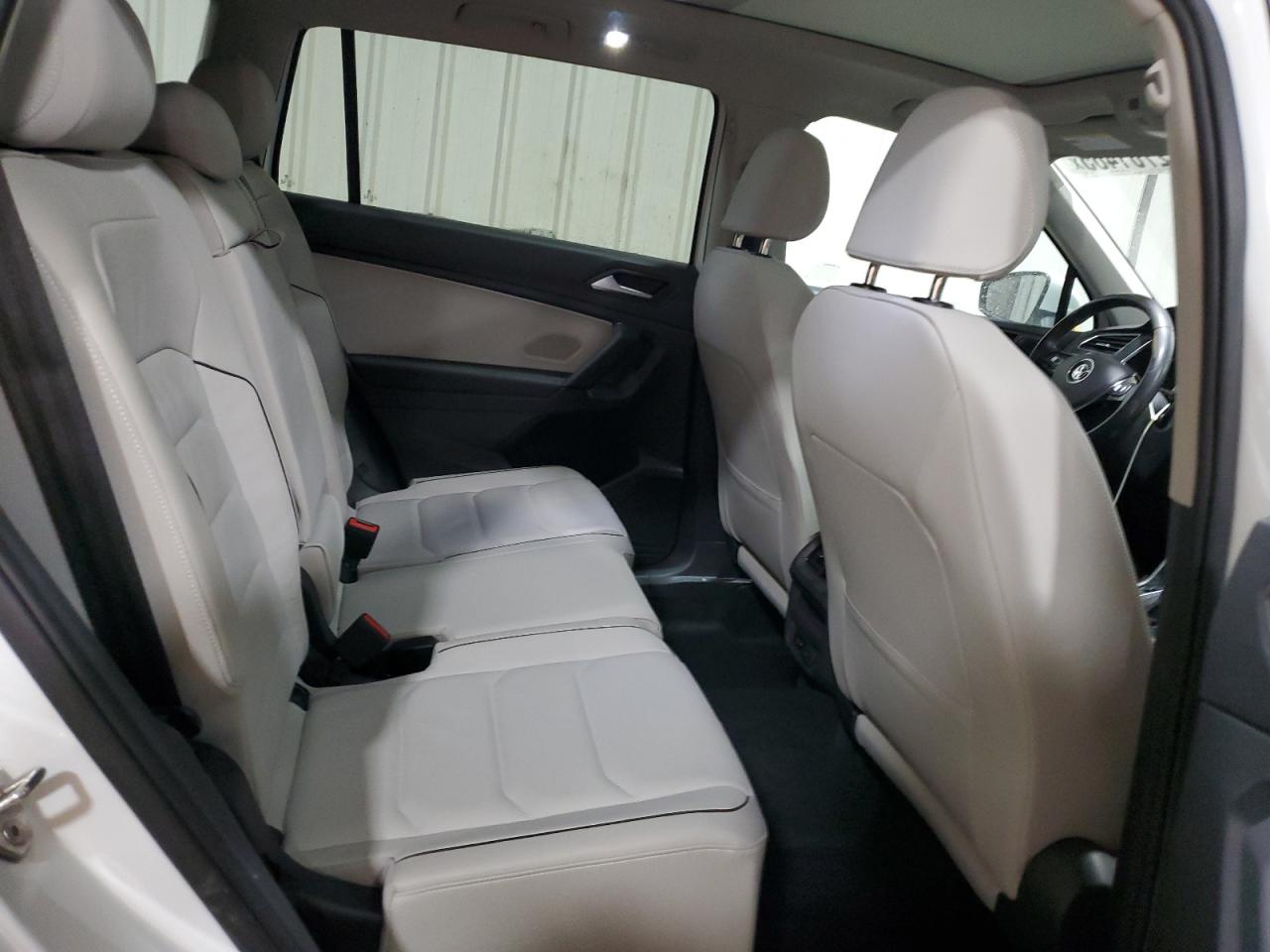 2019 Volkswagen Tiguan - Image 11