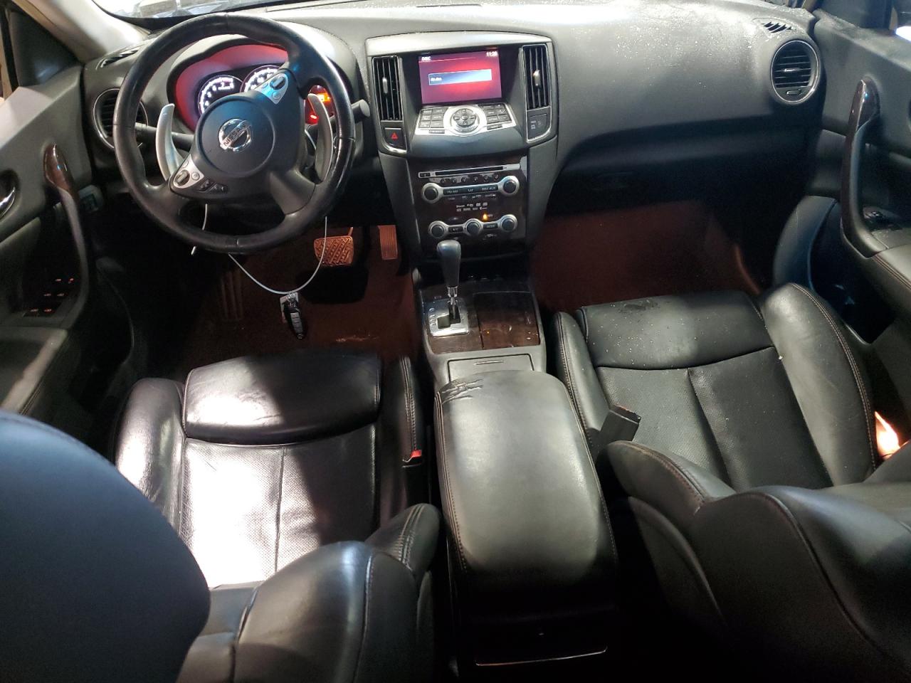 2010 Nissan Maxima - Image 8