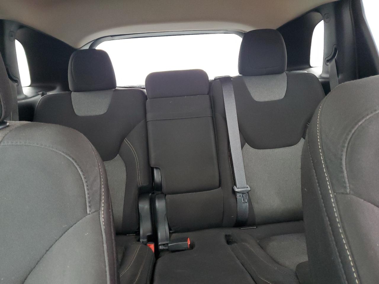 2014 Jeep Grand Cherokee - Image 10