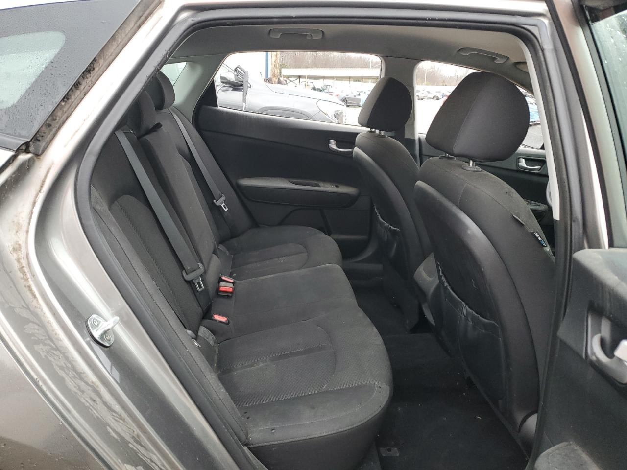 2016 Kia Optima - Image 10