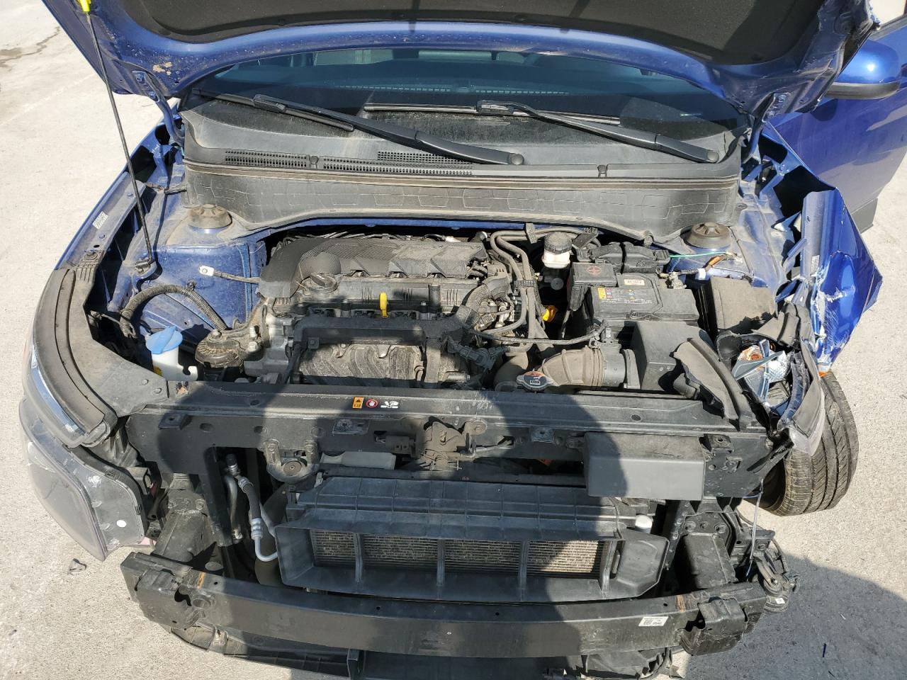 2022 Hyundai Venue - Image 13