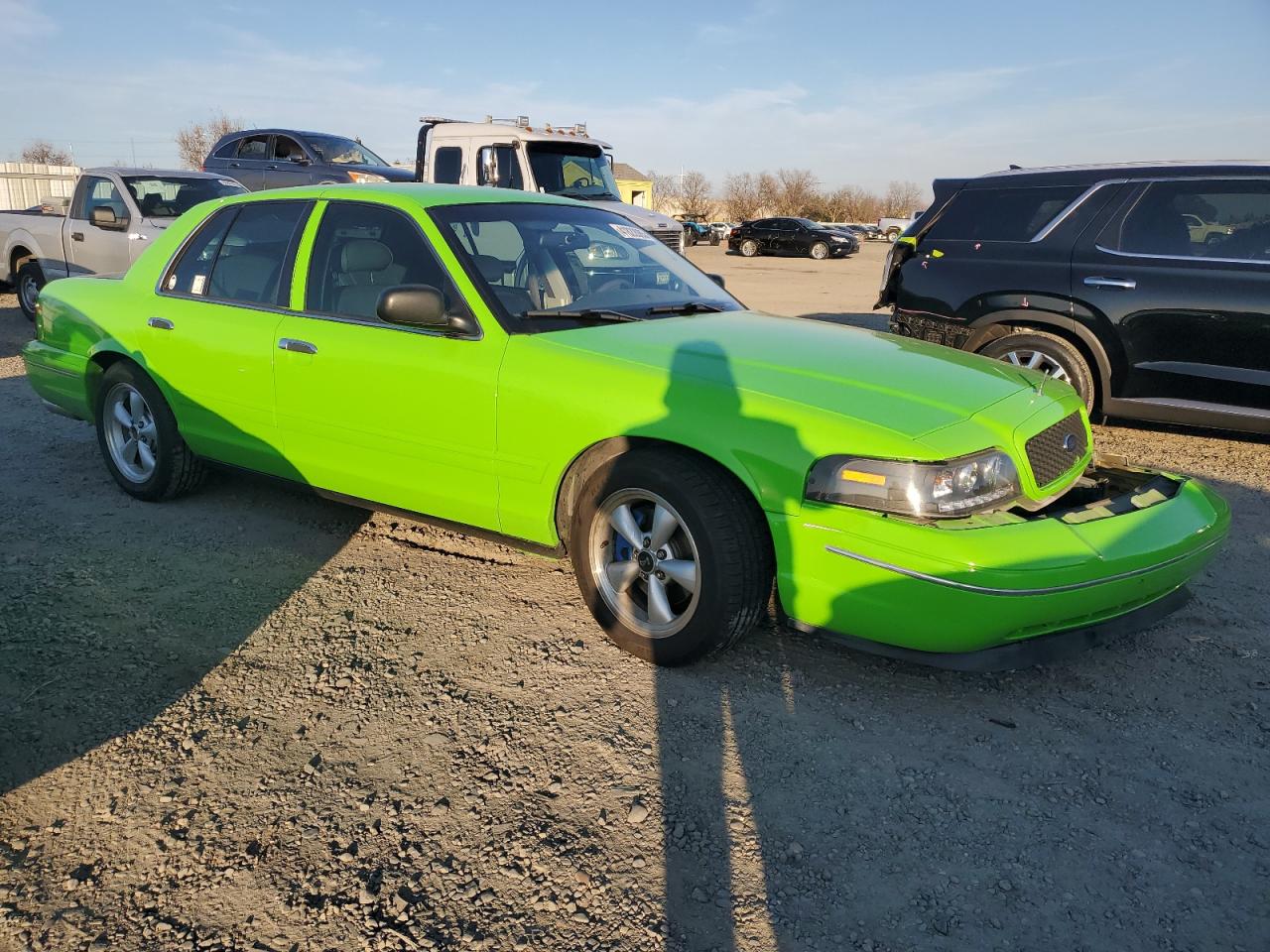 2004 Ford Crown Victoria - Image 4
