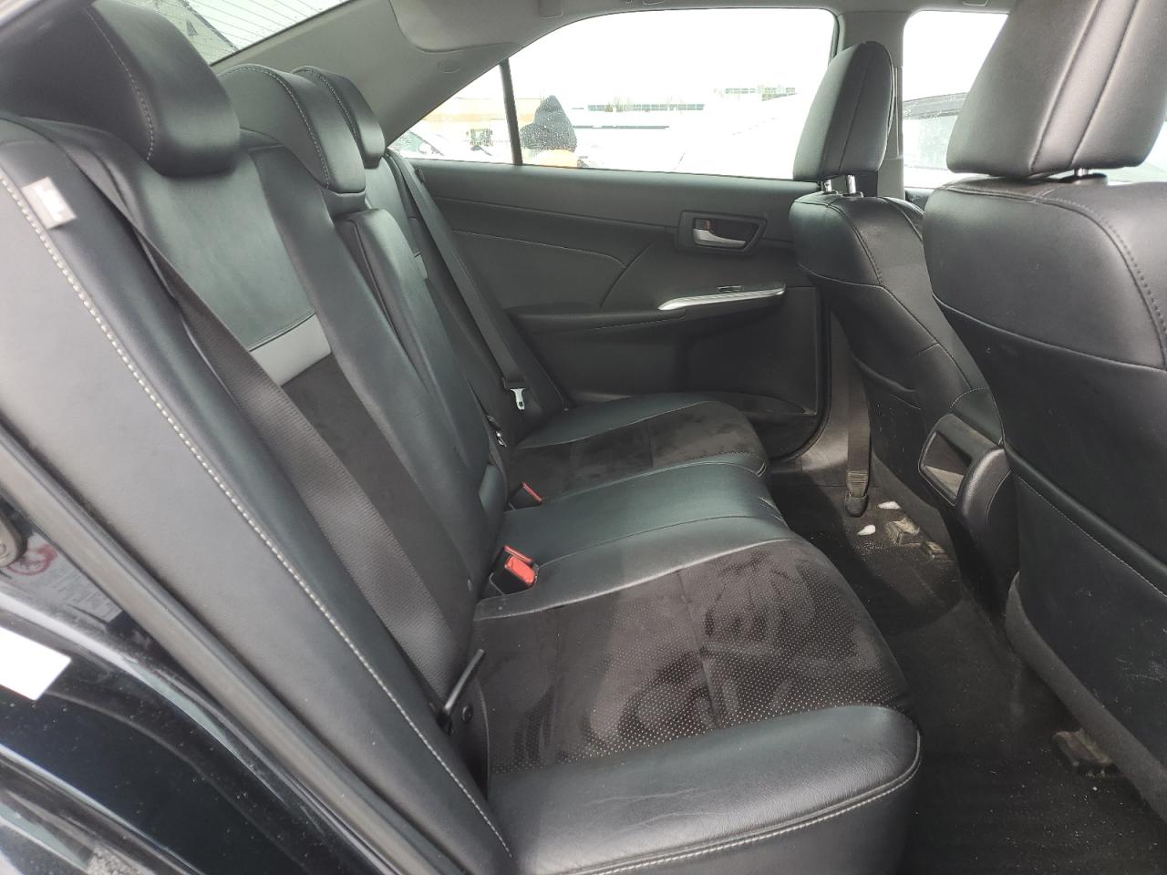 2013 Toyota Camry - Image 10