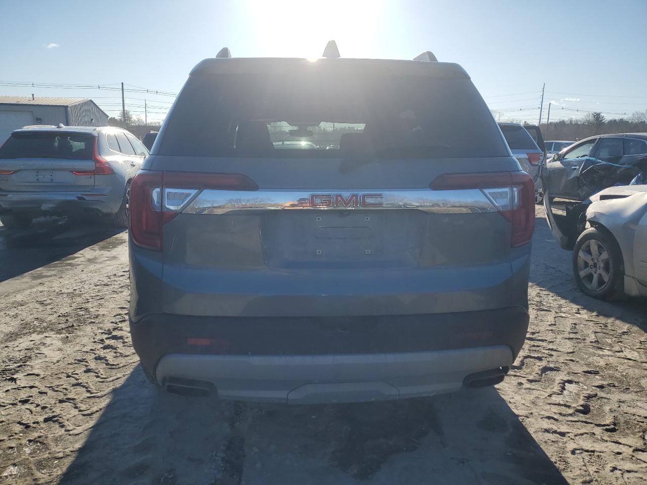 2020 GMC Acadia - Image 6