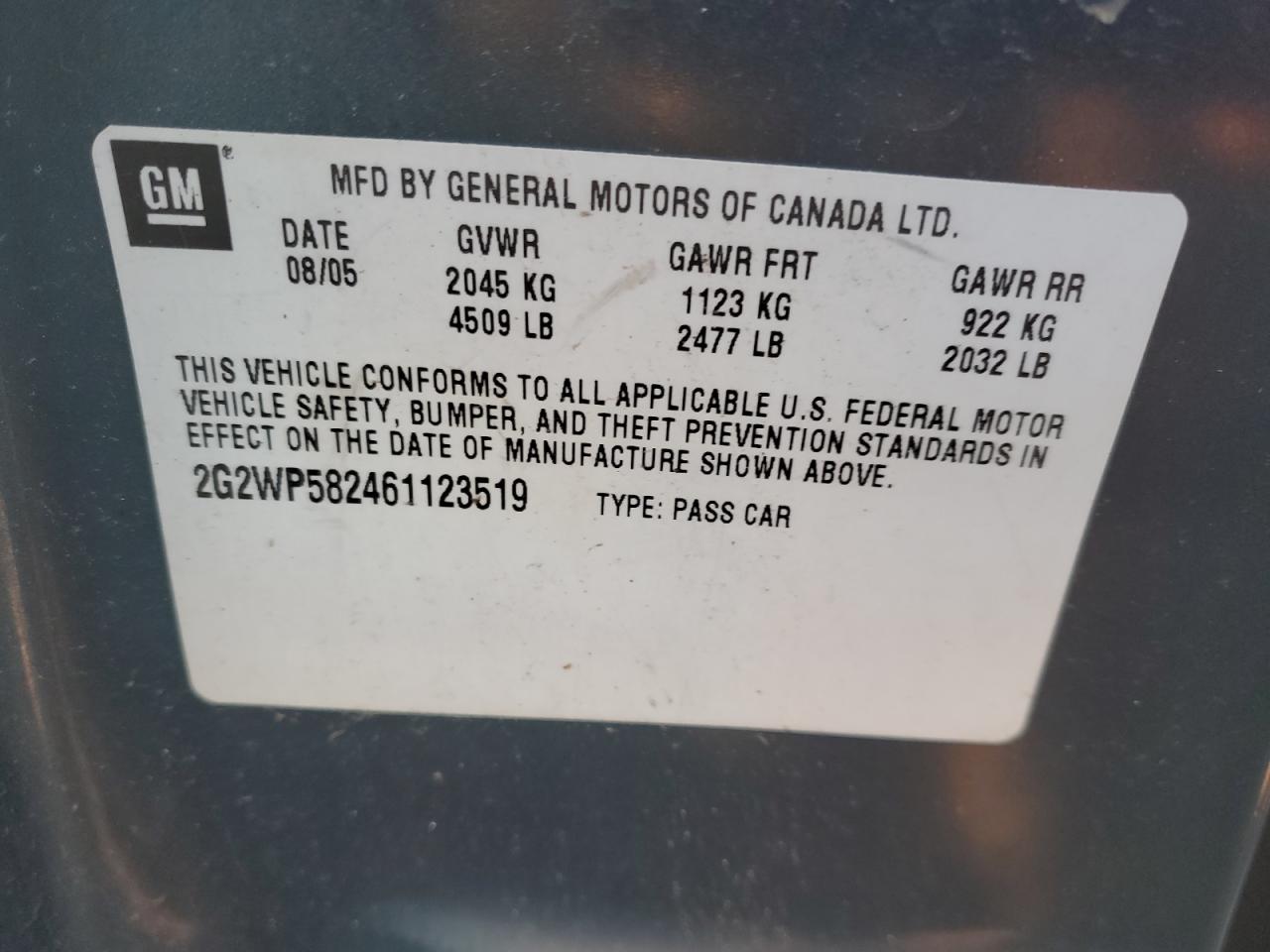 2006 Pontiac Grand Prix - Image 12