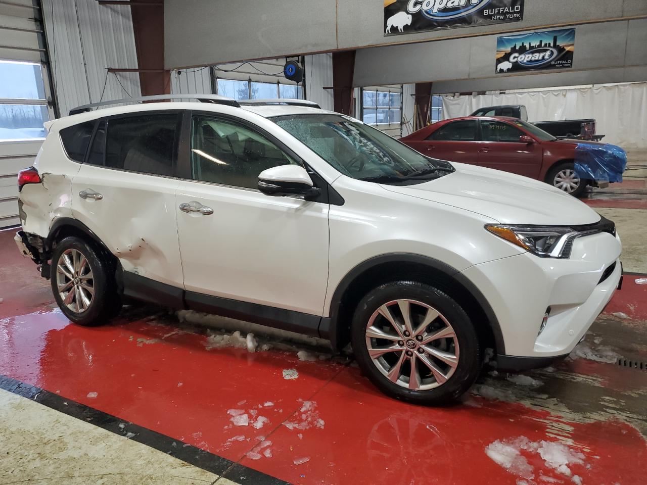 2017 Toyota RAV 4 - Image 4