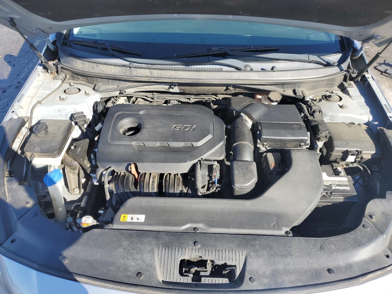 2016 Hyundai Sonata - Image 12