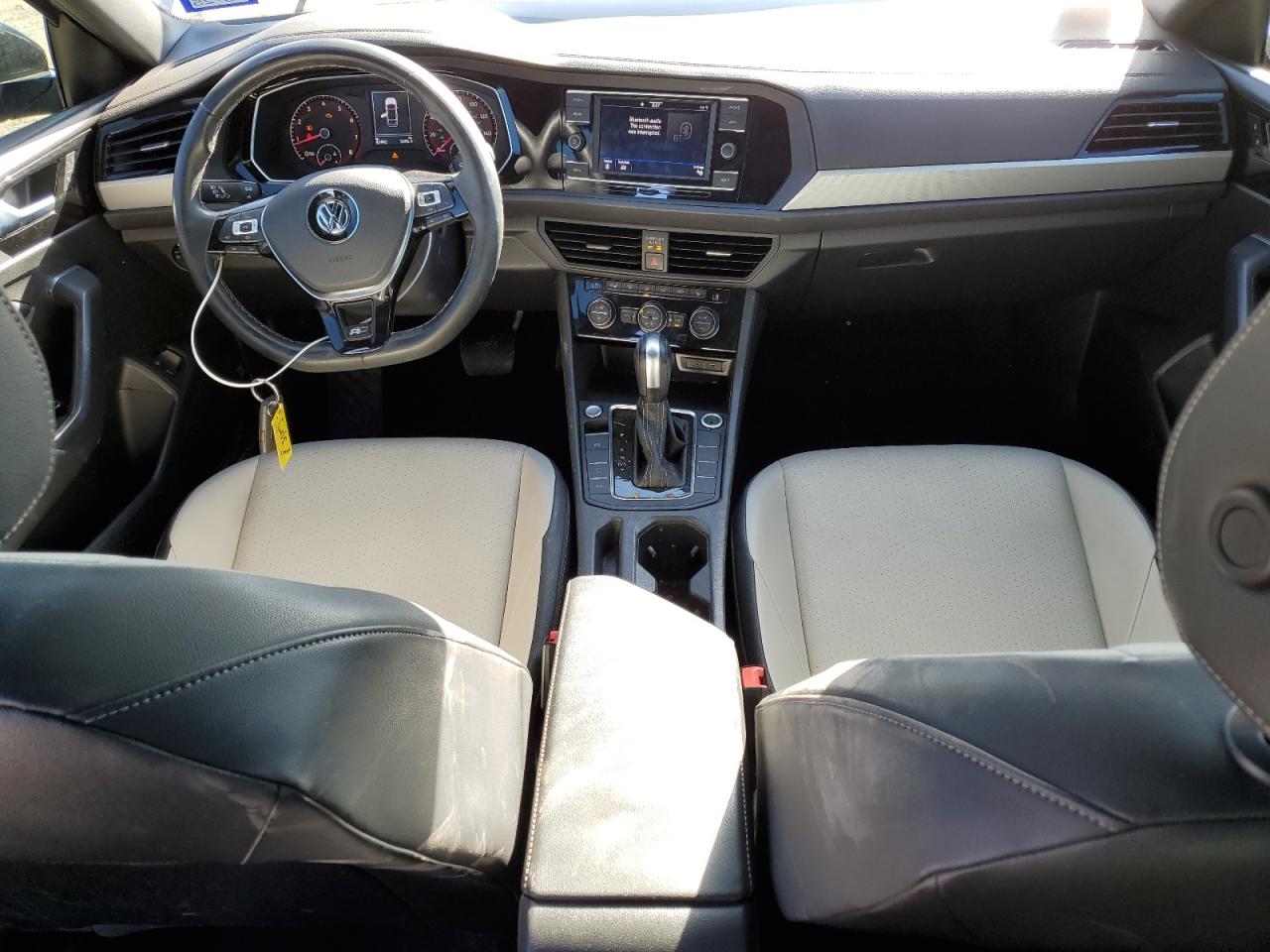 2021 Volkswagen Jetta - Image 8