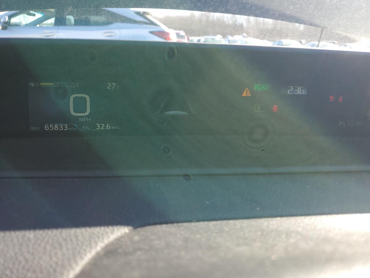 2022 Toyota Prius - Image 9
