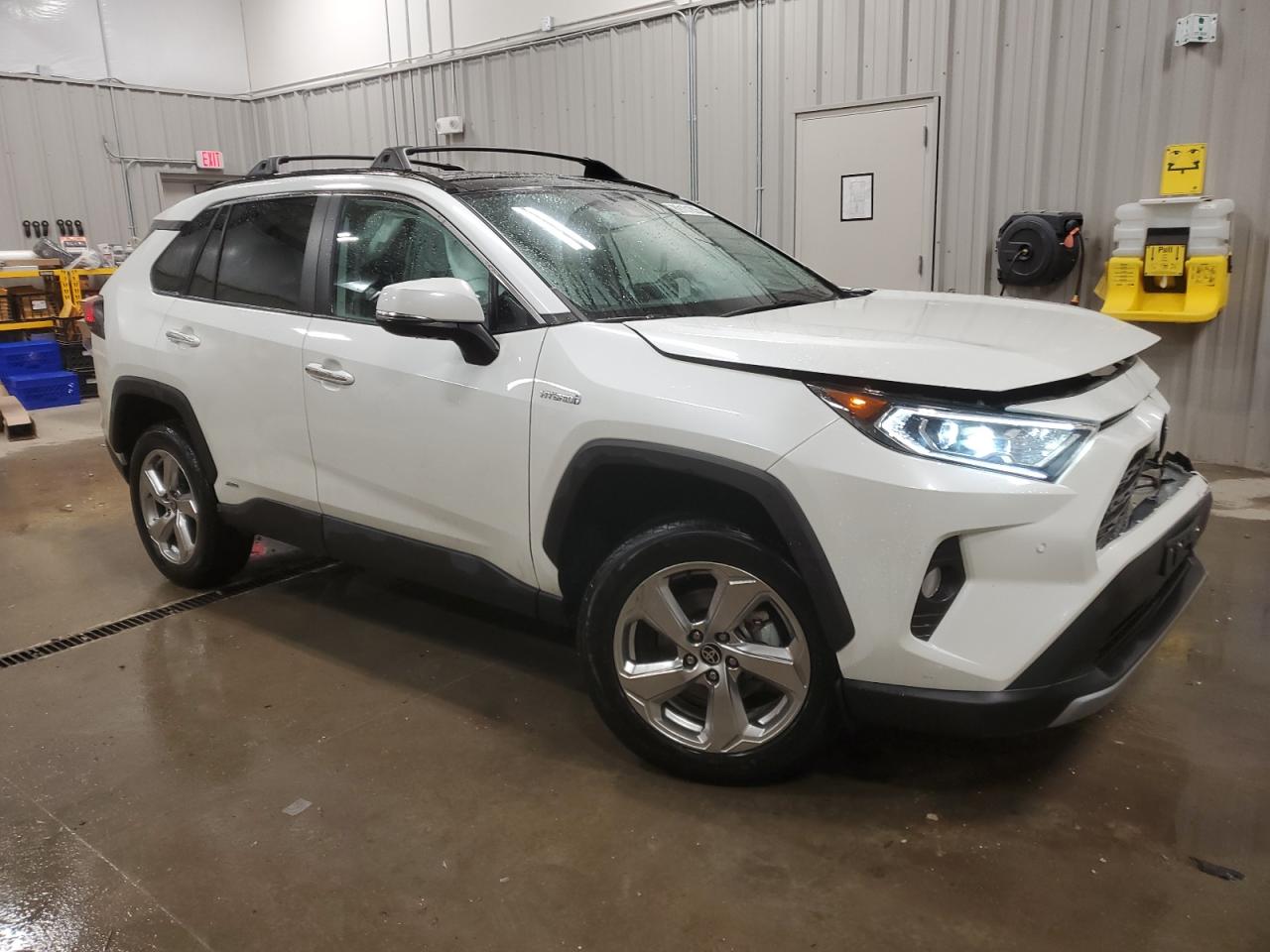 2021 Toyota RAV 4 - Image 4