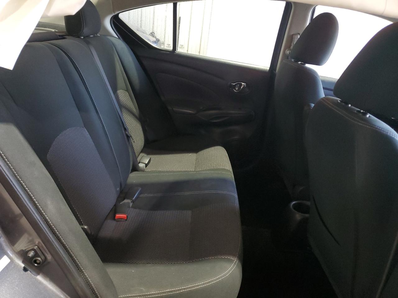 2017 Nissan Versa - Image 10