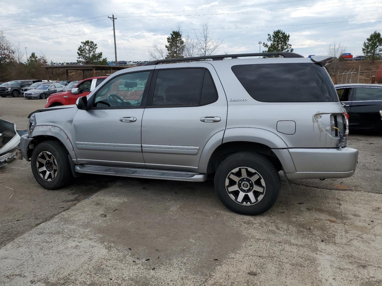2007 Toyota Sequoia - Image 2