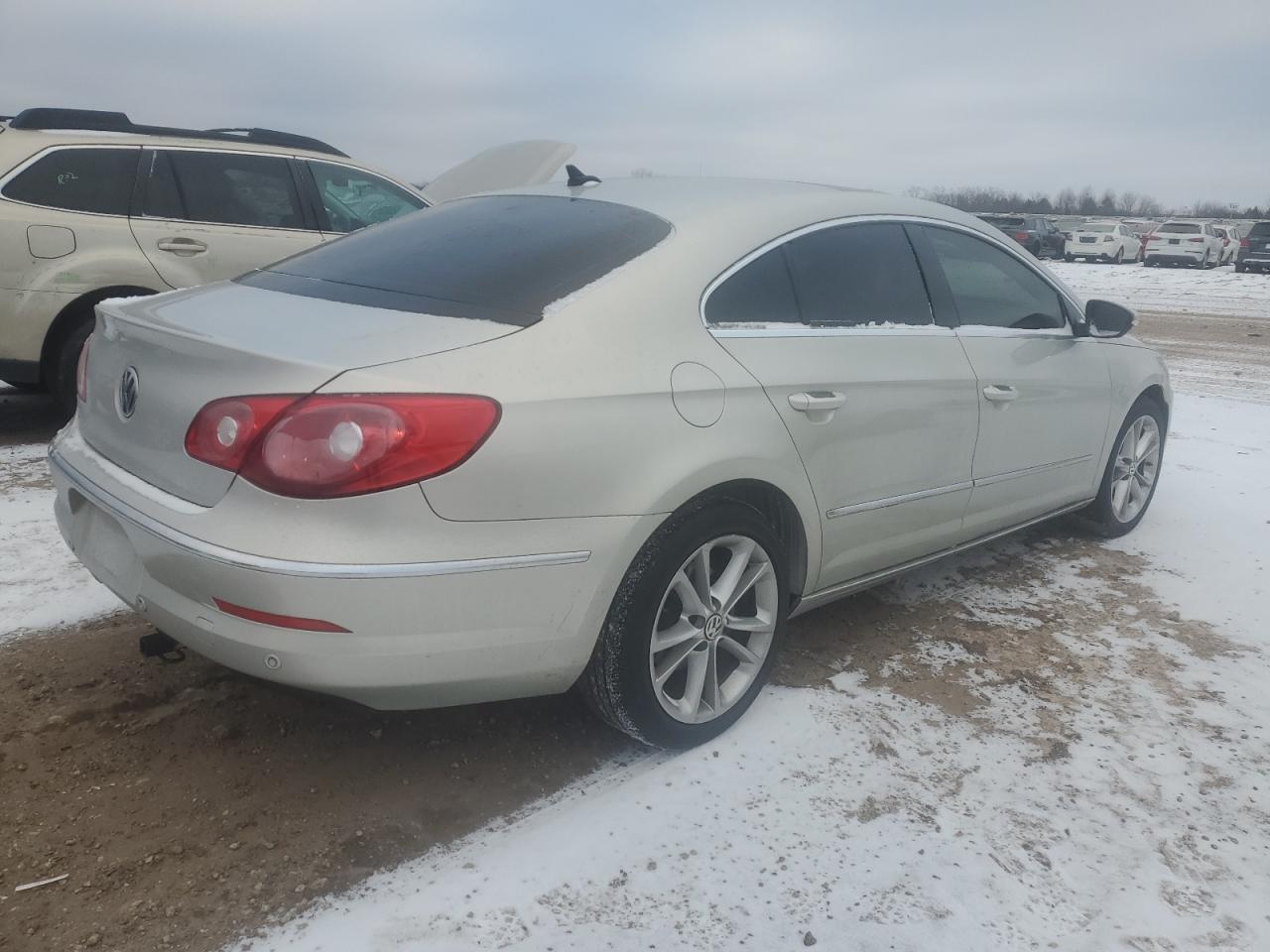 2010 Volkswagen Passat CC - Image 3