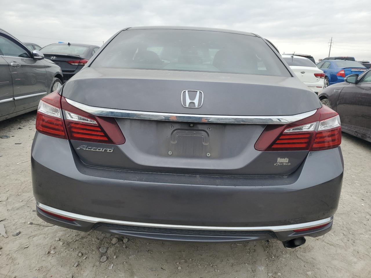 2016 Honda Accord - Image 6