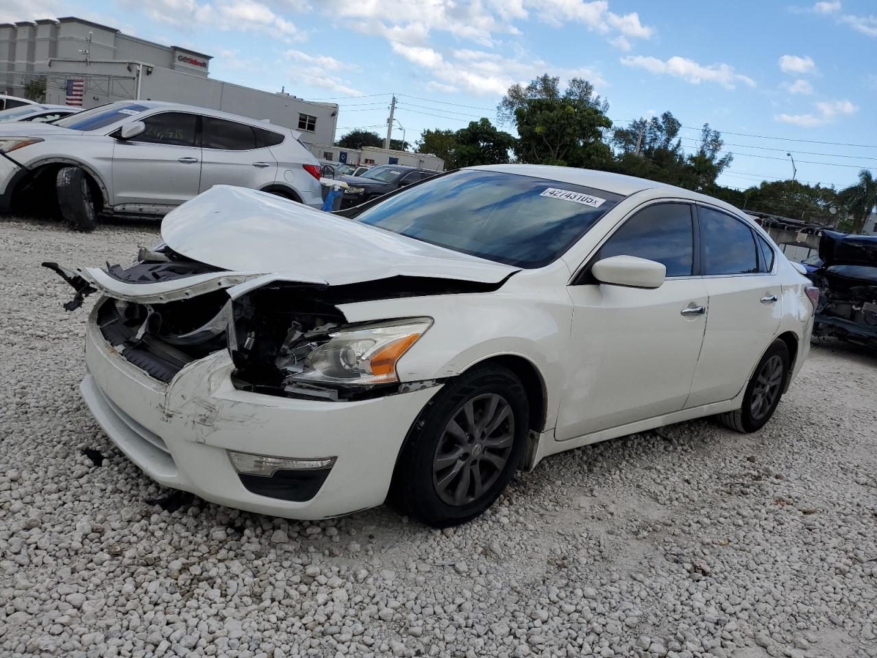 2015 Nissan Altima - Image 1