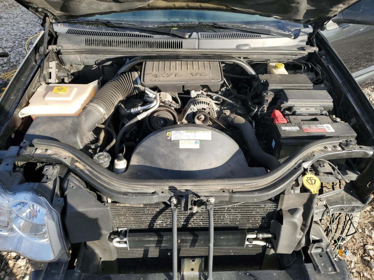 2008 Jeep Grand Cherokee - Image 11