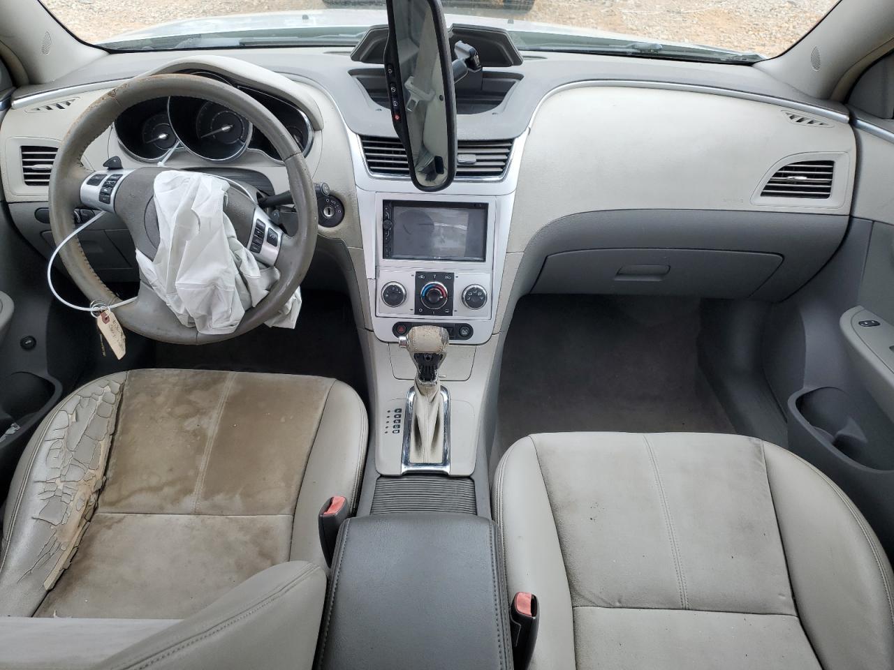 2009 Chevrolet Malibu - Image 8