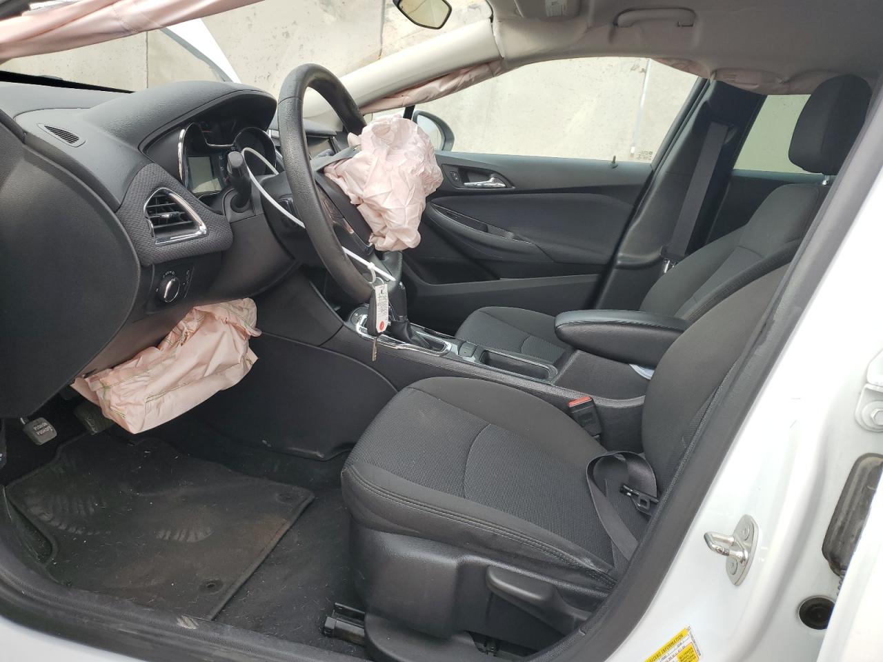2017 Chevrolet Cruze - Image 7