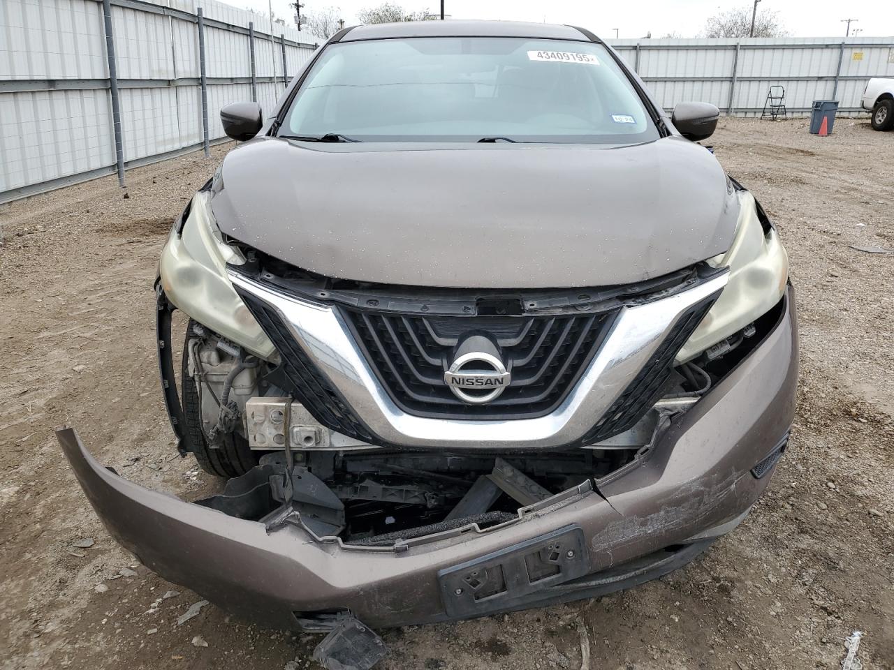 2015 Nissan Murano - Image 5