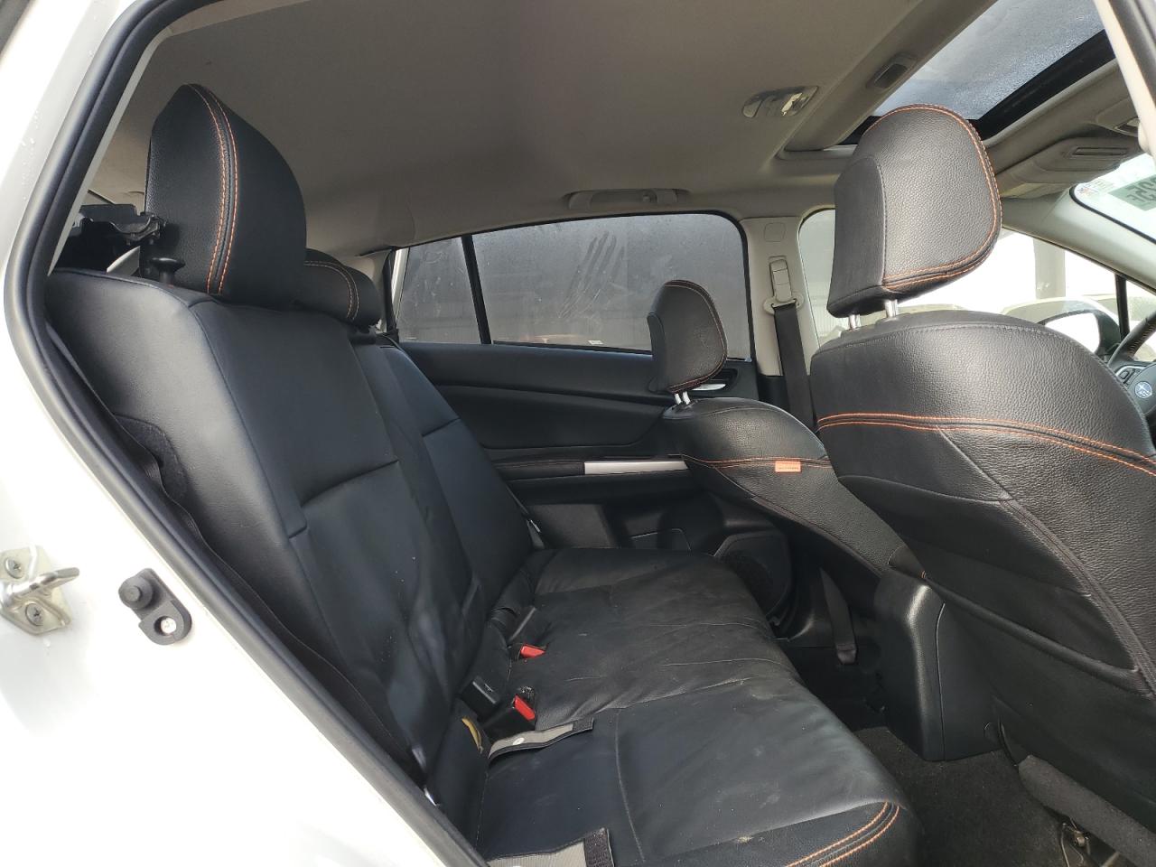 2017 Subaru XV - Image 12