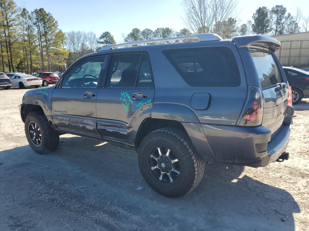 2004 Toyota 4Runner - Image 2