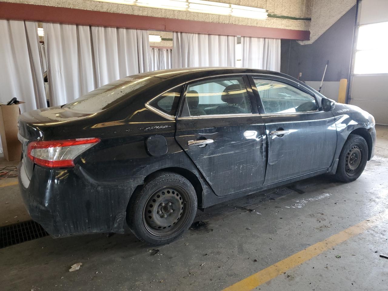 2015 Nissan Sentra - Image 3