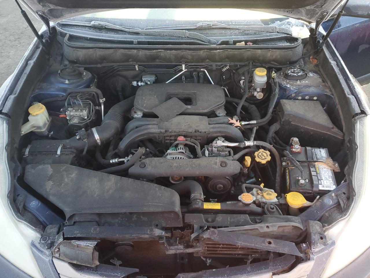 2010 Subaru Outback - Image 12