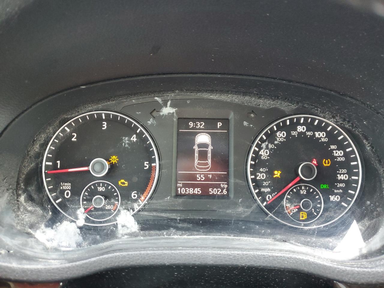 2014 Volkswagen Passat - Image 9
