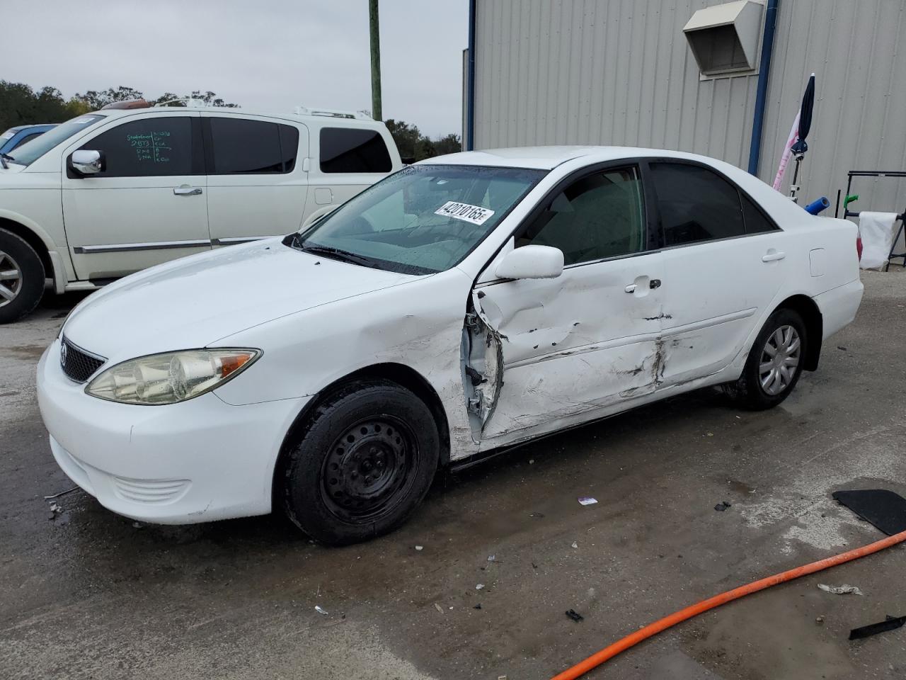 2005 Toyota Camry - Image 1