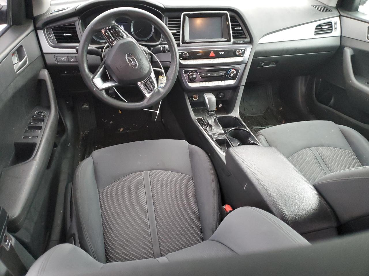 2018 Hyundai Sonata - Image 8