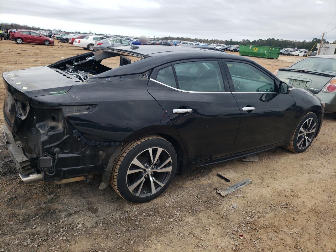 2017 Nissan Maxima - Image 3