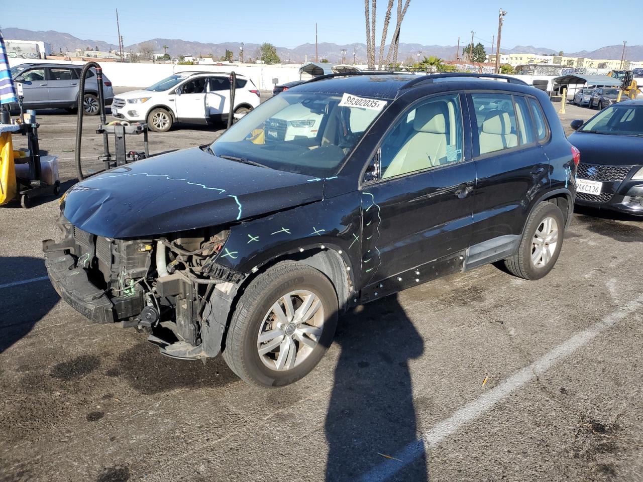 2017 Volkswagen Tiguan - Image 1