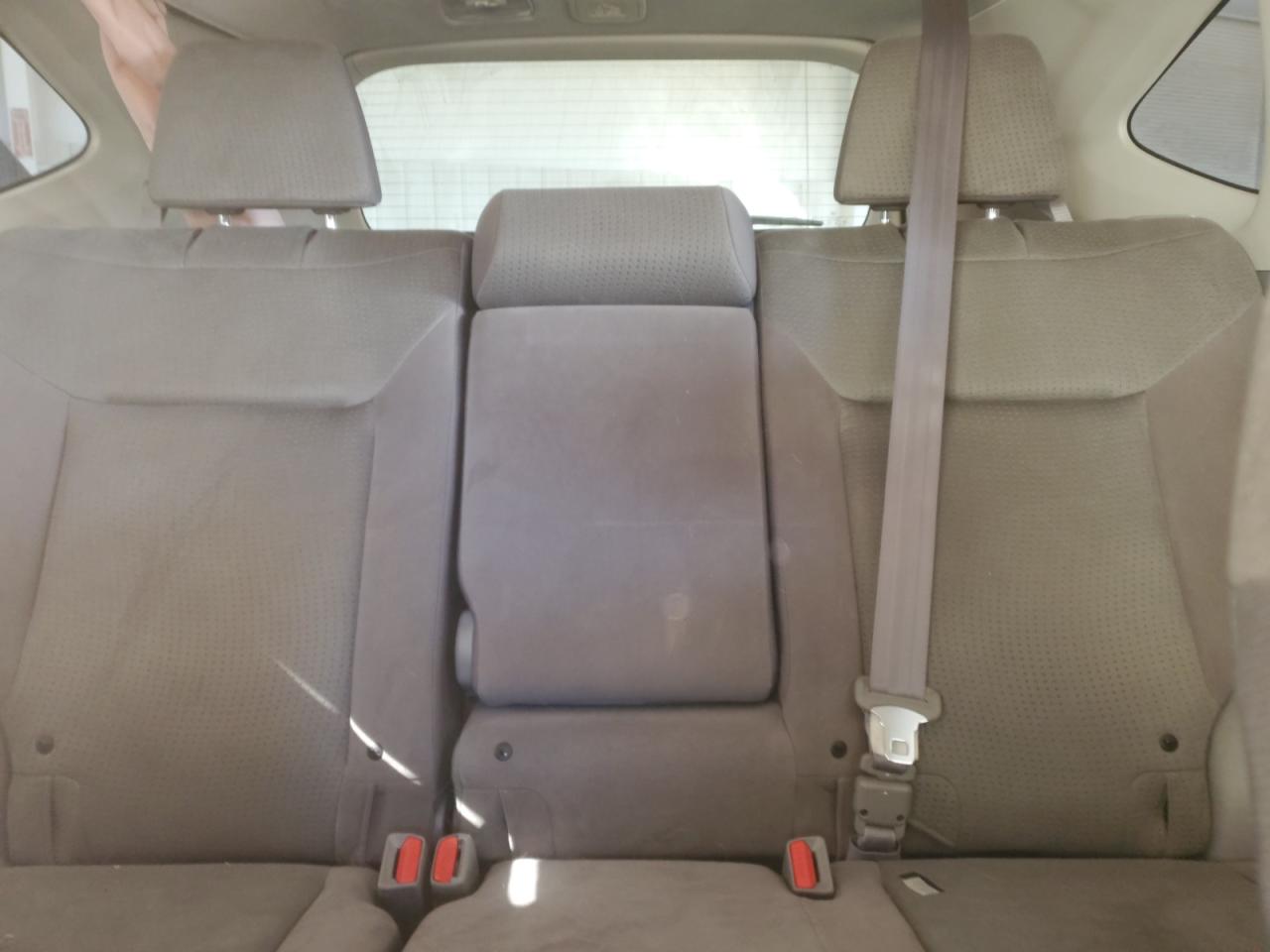 2012 Honda CR-V - Image 10