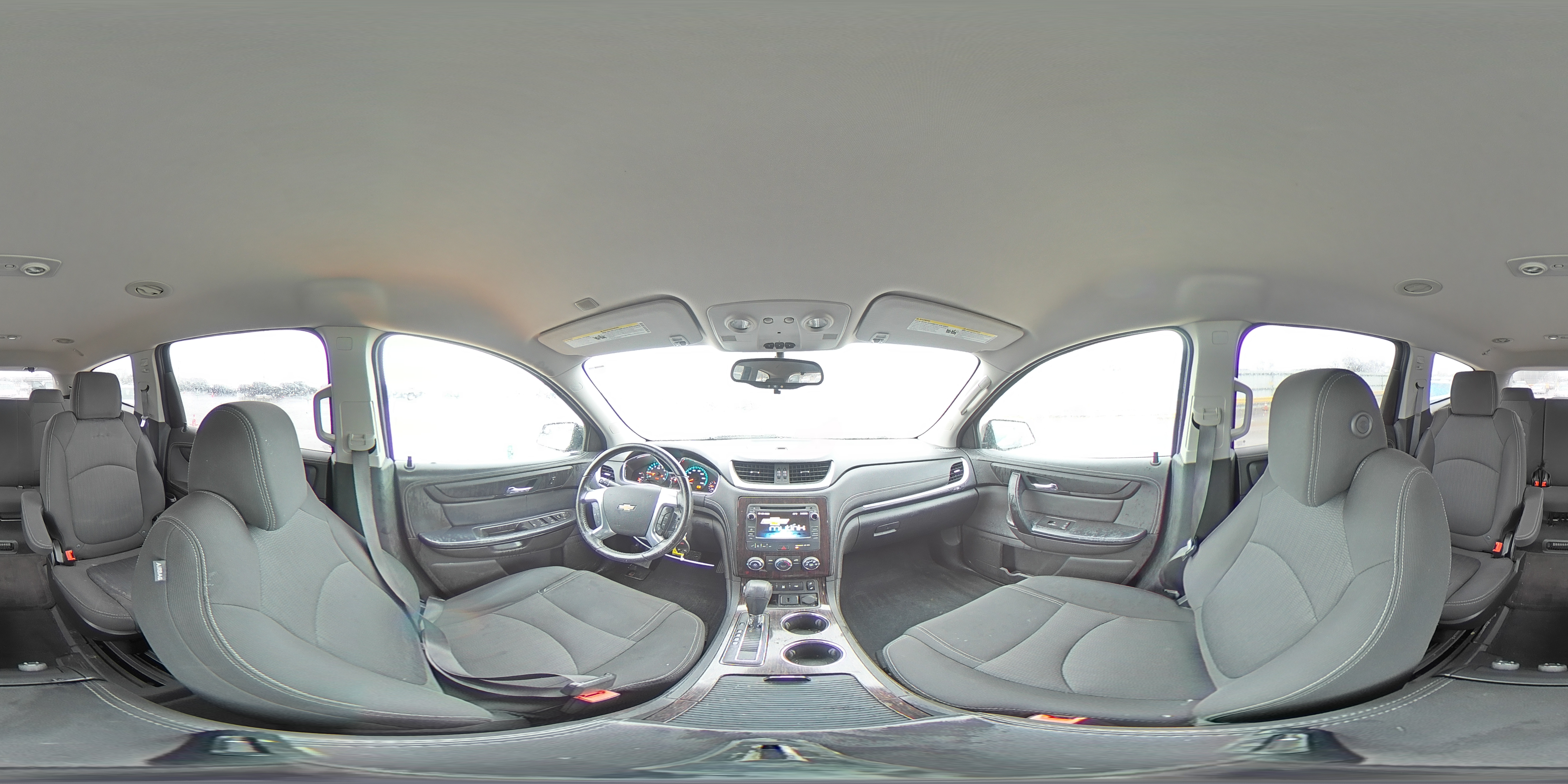 2016 Chevrolet Traverse - Image 15