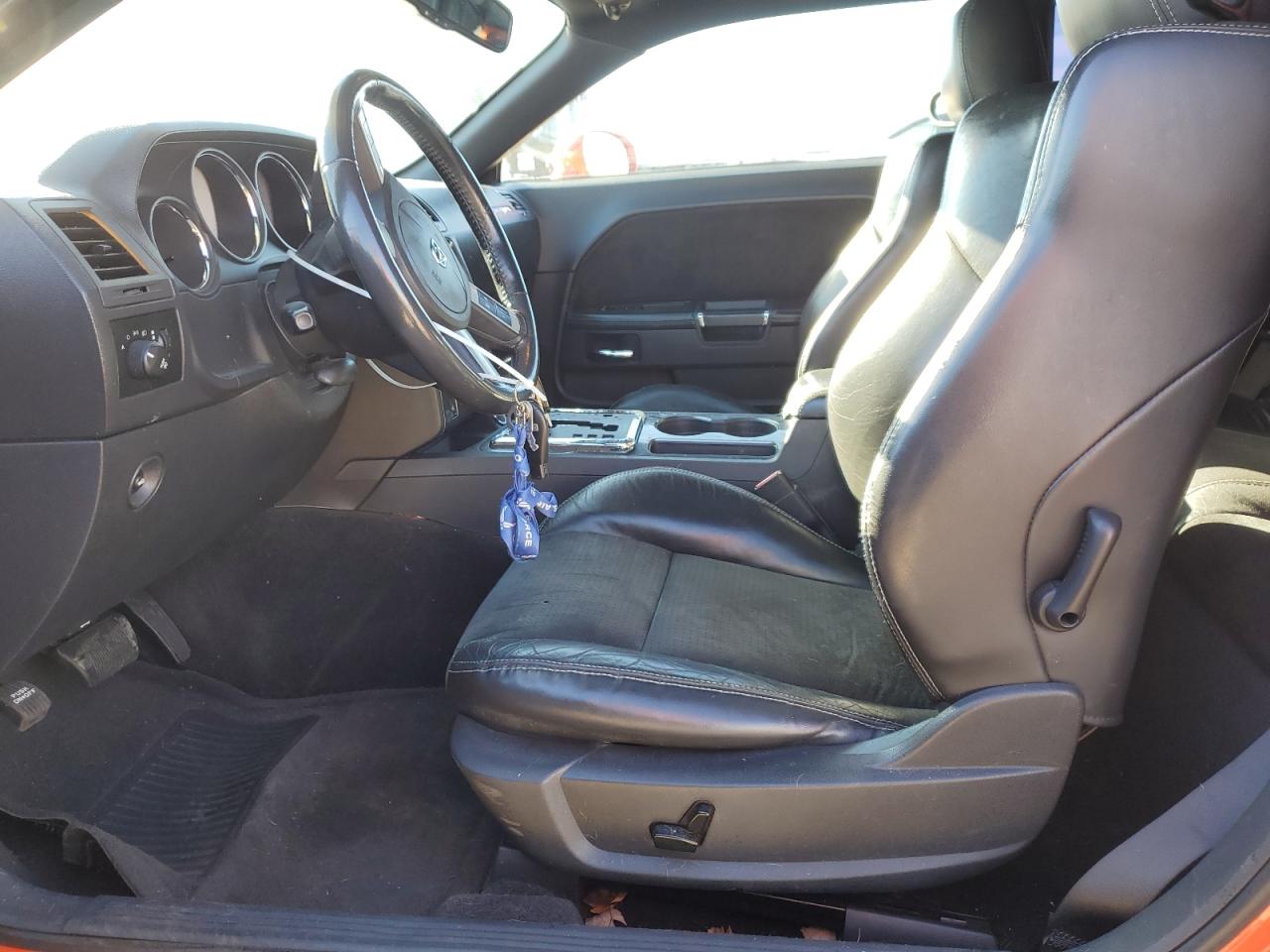2010 Dodge Challenger - Image 7