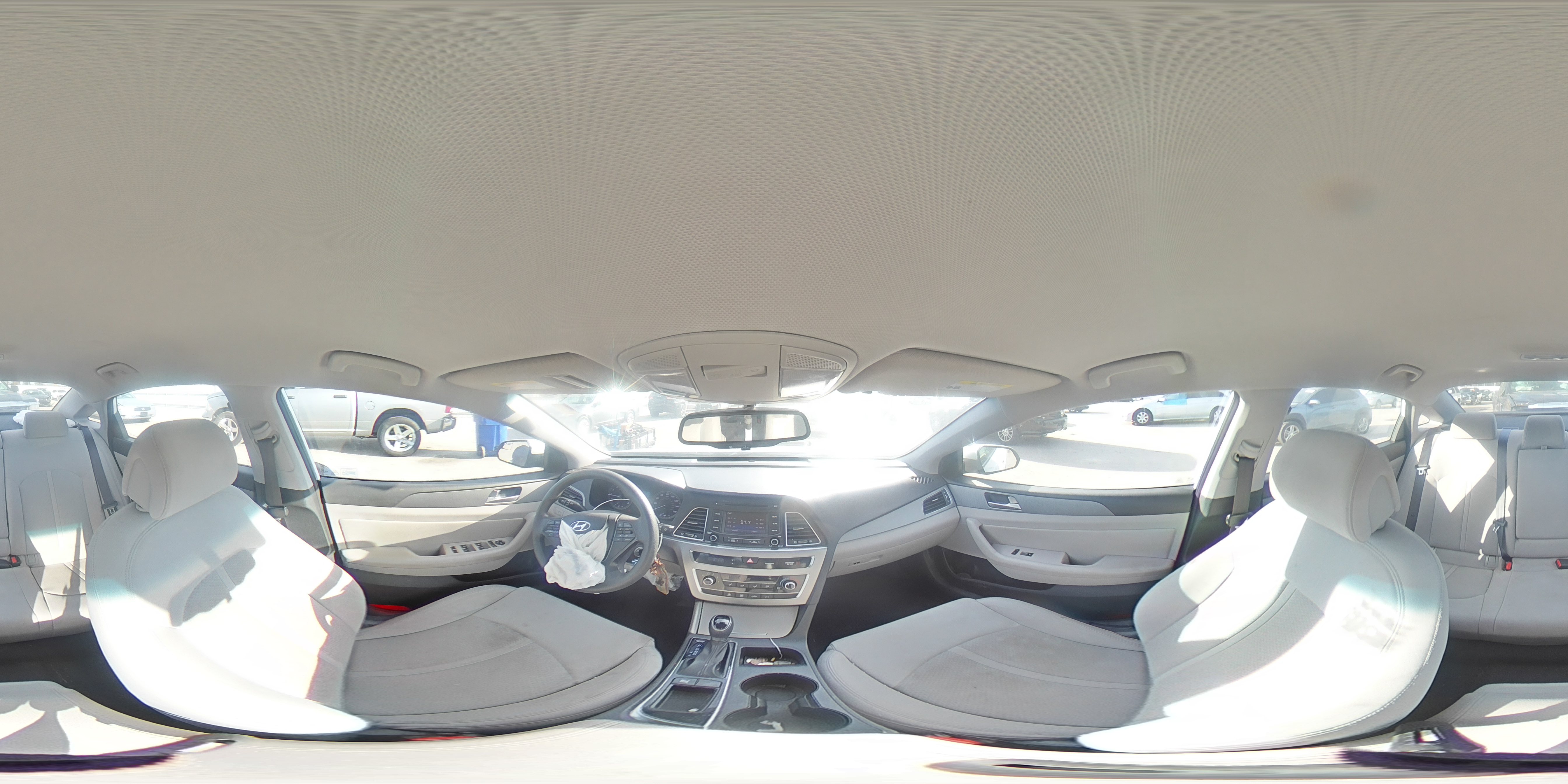 2015 Hyundai Sonata - Image 12