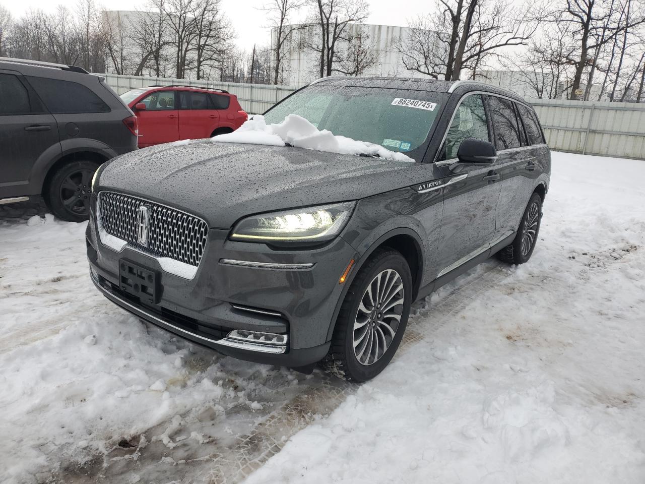 2020 Lincoln Aviator - Image 1