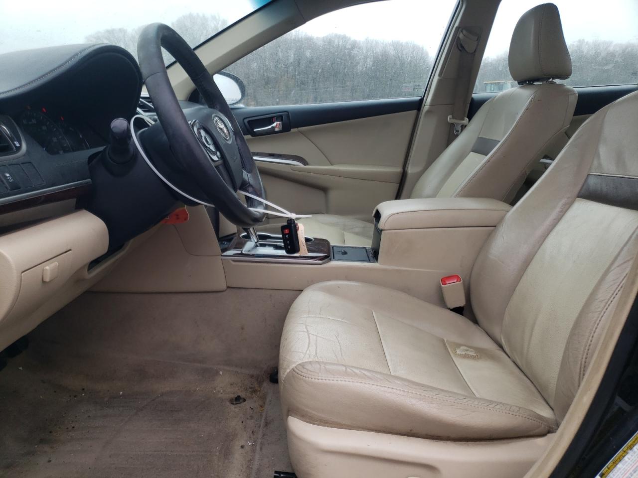 2012 Toyota Camry - Image 7