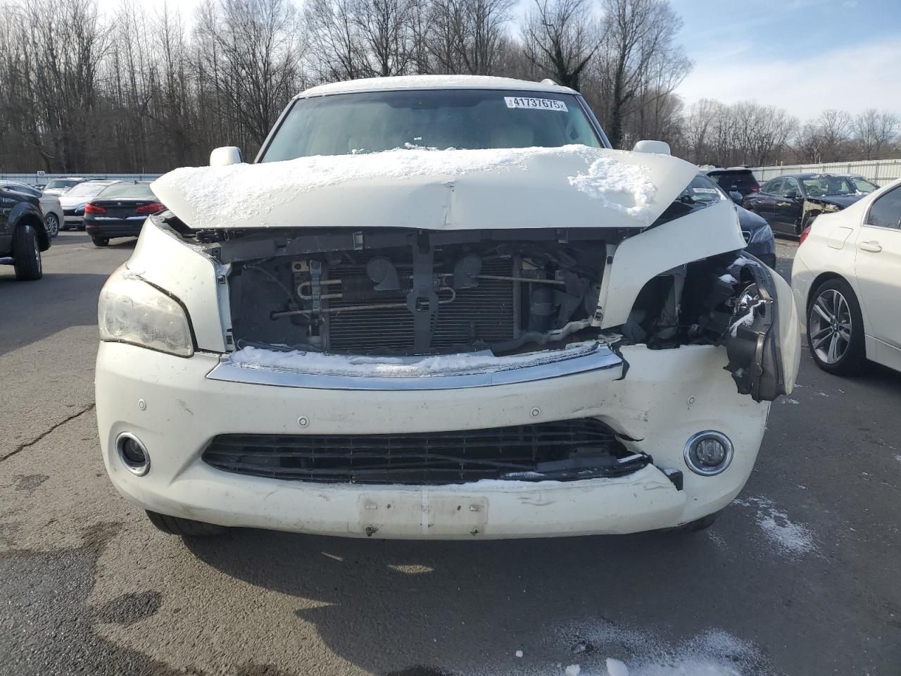 2014 Infiniti QX80 - Image 5