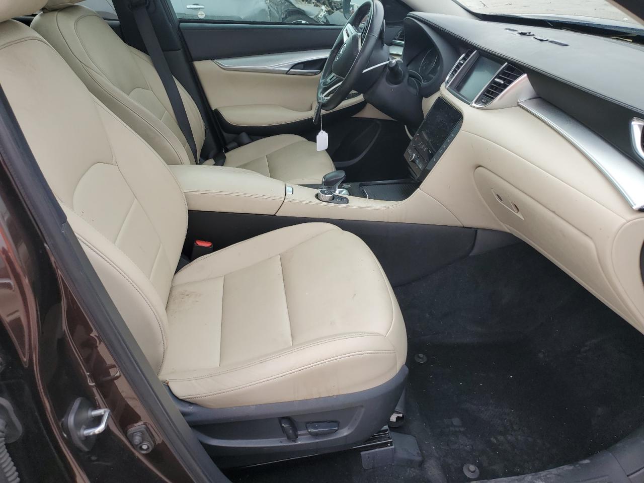 2020 Infiniti QX50 - Image 7