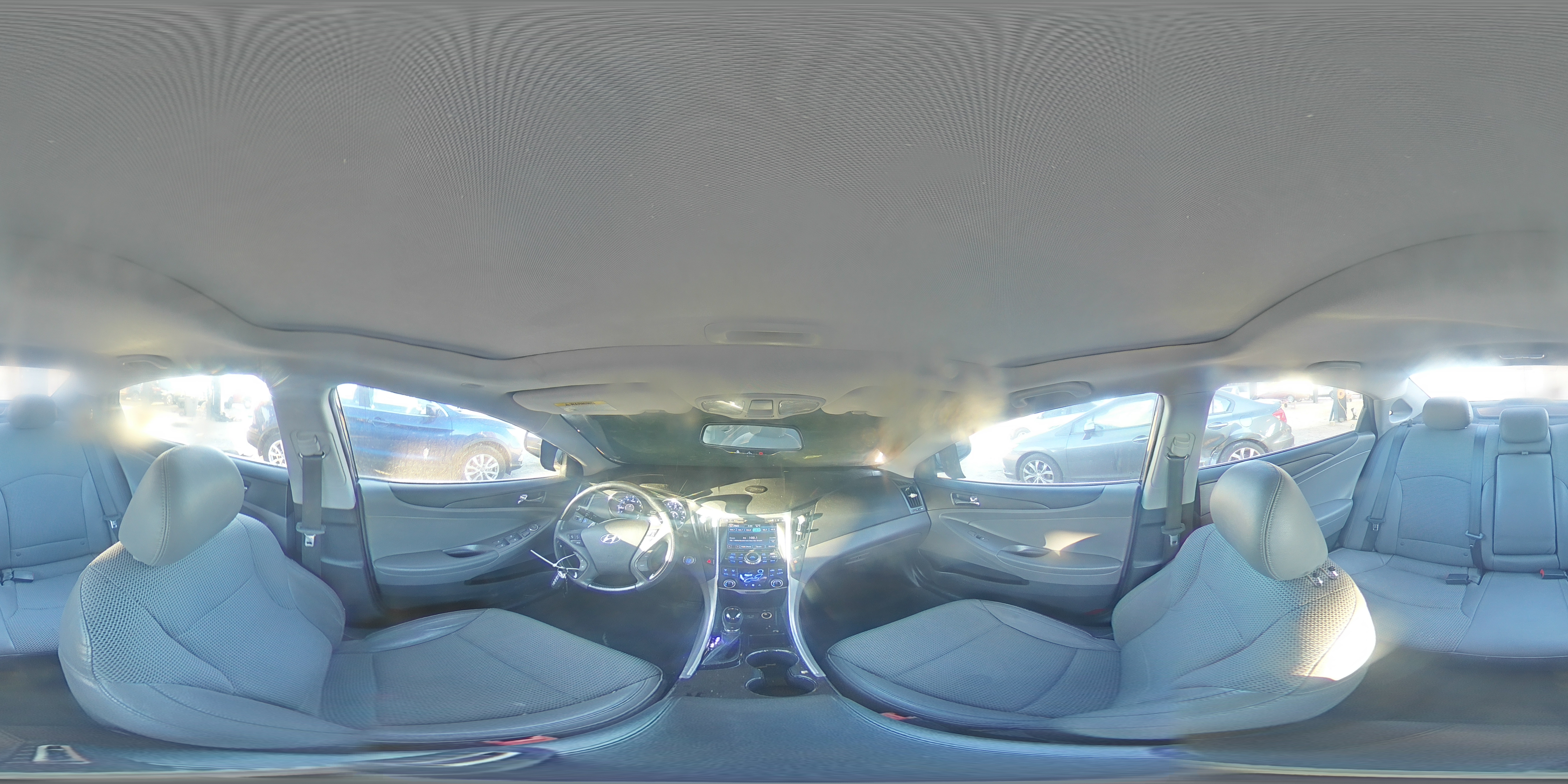 2012 Hyundai Sonata - Image 14