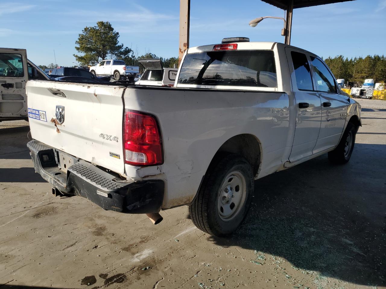2018 RAM 1500 - Image 3