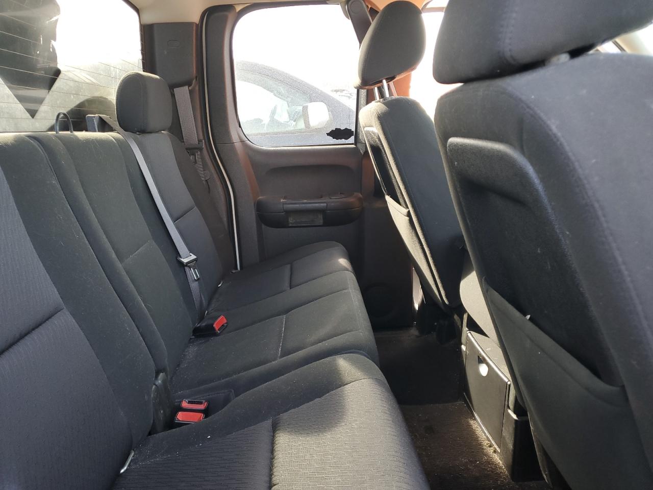 2013 GMC Sierra - Image 11