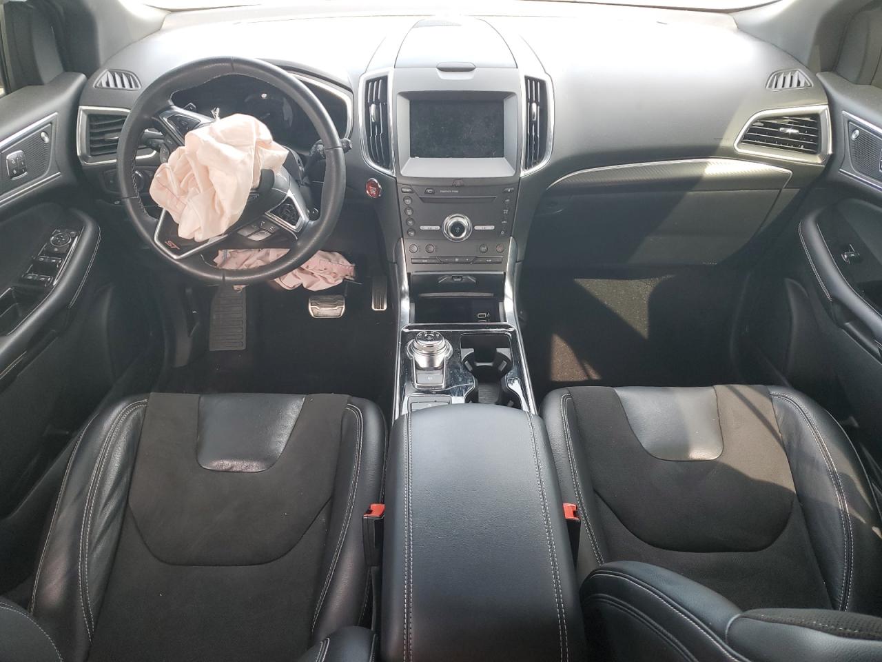 2019 Ford Edge - Image 8
