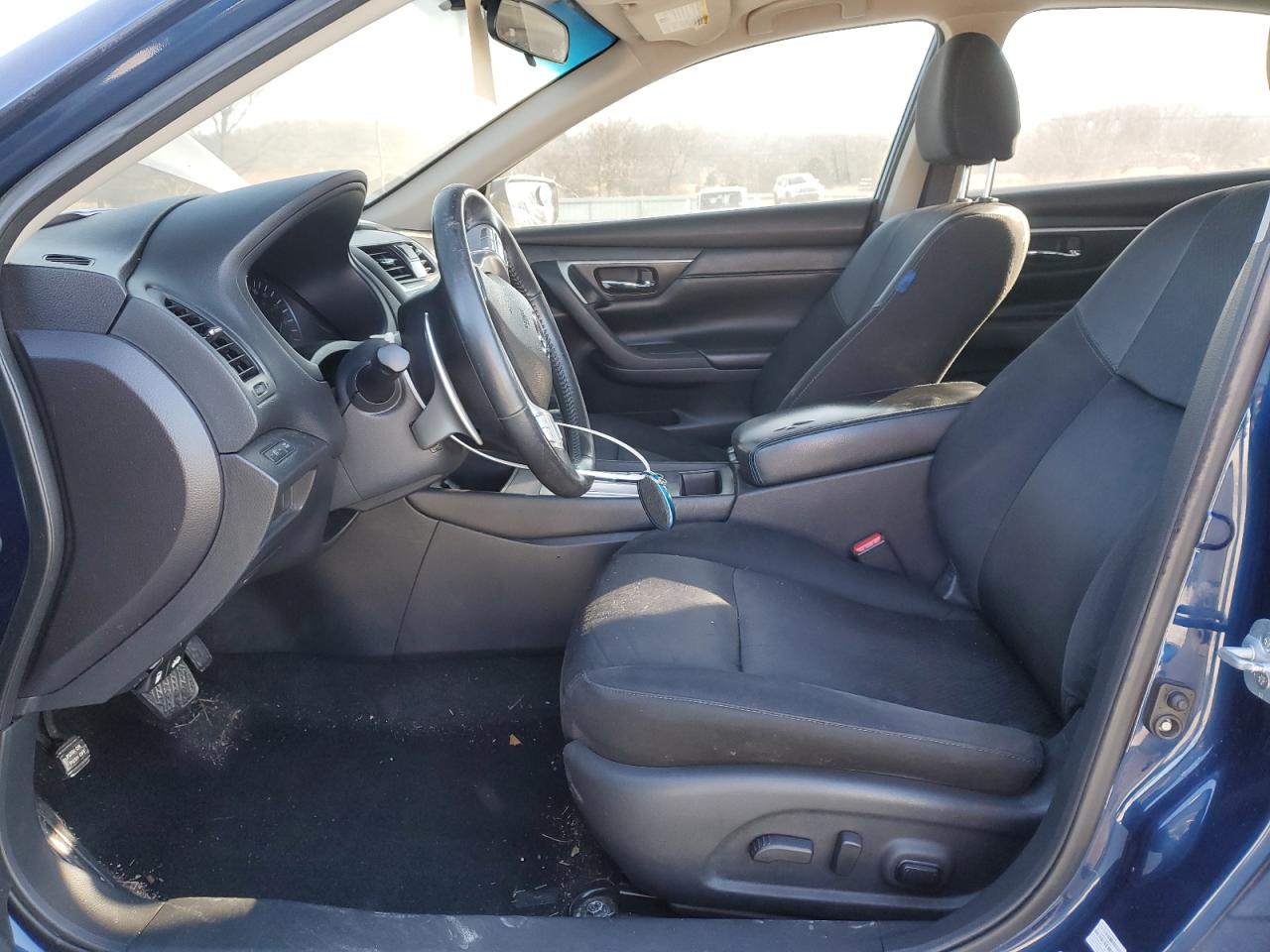 2017 Nissan Altima - Image 7