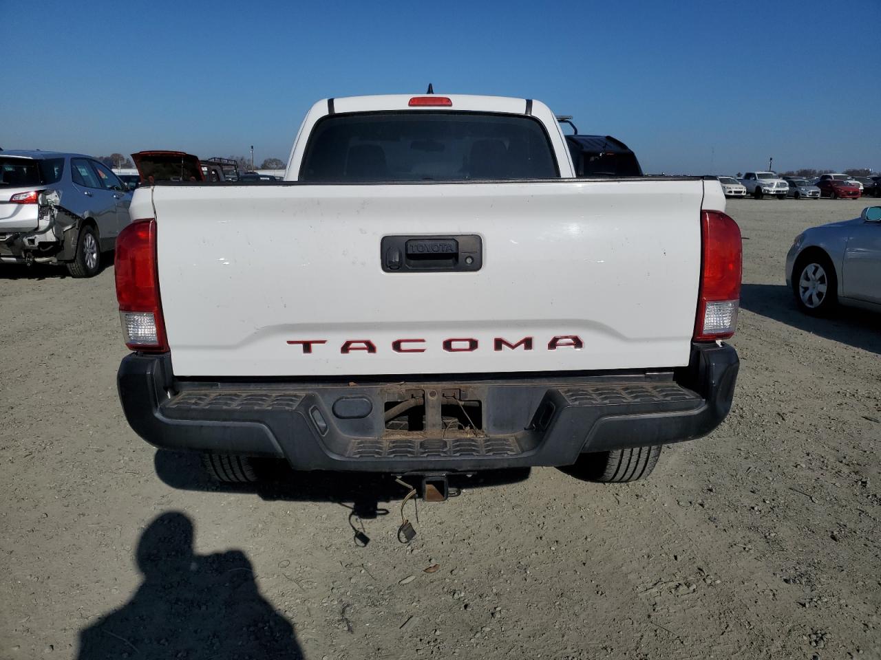 2016 Toyota Tacoma - Image 6
